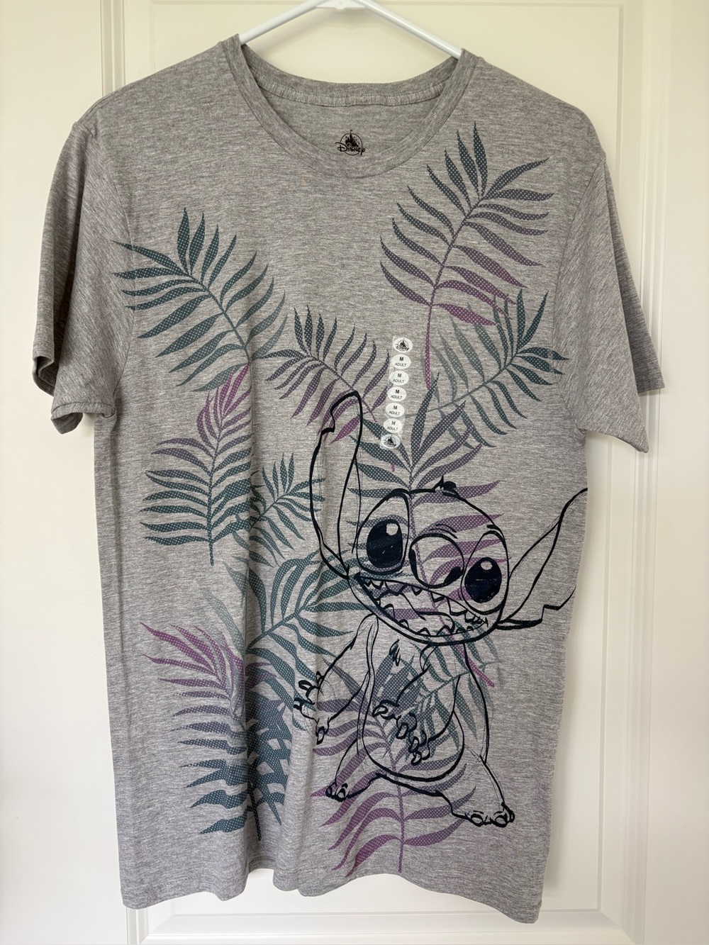 Disney Stitch Gray T-shirt - women’s Size Large New!